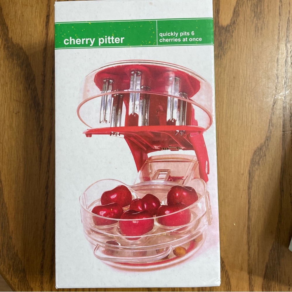 Cherry and olive pitter